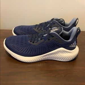 Adidas Alphabounce +u